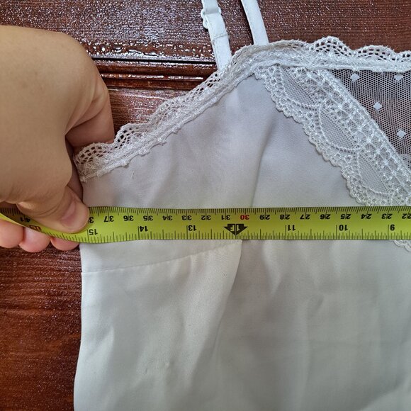 Brandy Melville White Lingerie Crop Top • Tagless • Pit 15" • XS/S - Picture 4 of 9